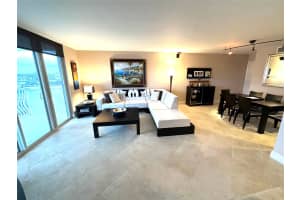 1 Las Olas Circle 605, Fort Lauderdale, FL 33316 - MLS#F10542057