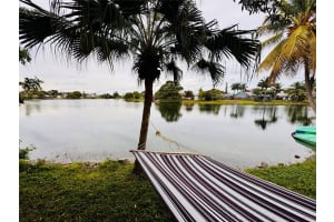 9673 NW 45th St, Sunrise, FL 33351 - MLS#F10542072