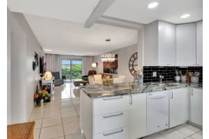 2615 NE 3rd Ct 411, Boynton Beach, FL 33435 - MLS#F10542073