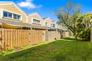 12286 NW 14th St, Pembroke Pines, FL 33026 - MLS#F10542079