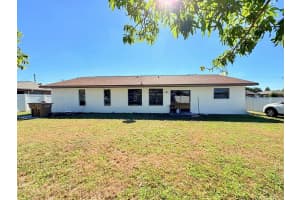 1117 19th Terrace, Cape Coral, FL 33990 - MLS#F10542092