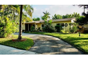 1240 SW 4th Ave, Pompano Beach, FL 33060 - MLS#F10542105