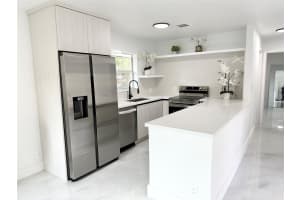 2508 Mckinley St, Hollywood, FL 33020 - MLS#F10542186