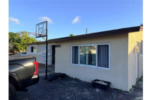 8900 NW 26th Pl, Sunrise, FL 33322 - MLS#F10542212