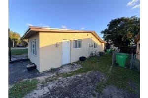 8900 NW 26th Pl, Sunrise, FL 33322 - MLS#F10542212