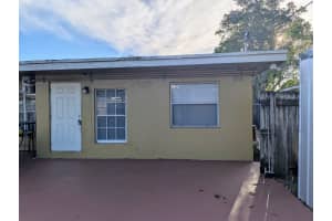 664 Melrose Circle, Fort Lauderdale, FL 33312 - MLS#F10542234