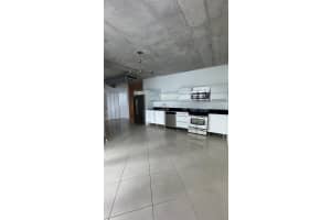 690 1st Court, Miami, FL 33130 - MLS#F10542237