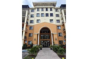 9300 Fontainebleau Boulevard, Miami, FL 33172 - MLS#F10542251