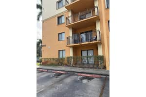 9300 Fontainebleau Boulevard, Miami, FL 33172 - MLS#F10542251