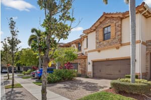 8435 Blue Cove Way, Parkland, FL 33076 - MLS#F10542281