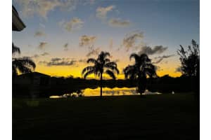 1886 Grey Falcon Cir SW, Vero Beach, FL 32962 - MLS#F10542305