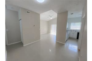 1881 NW 96th Ter 7C, Pembroke Pines, FL 33024 - MLS#F10542315