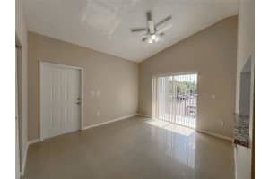 1881 NW 96th Ter 7C, Hollywood, FL 33024 - MLS#F10542320