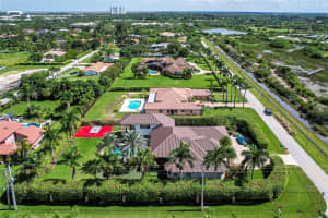 1203 NW 121st Ave, Plantation, FL 33323 - MLS#F10542342