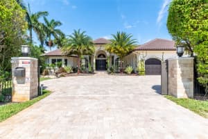 1203 NW 121st Ave, Plantation, FL 33323 - MLS#F10542342