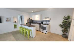 7725 Harding Ave 4, Miami Beach, FL 33141 - MLS#F10542367