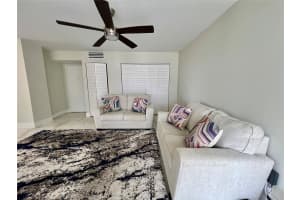 16919 N Bay Rd 911, Sunny Isles Beach, FL 33160 - MLS#F10542390