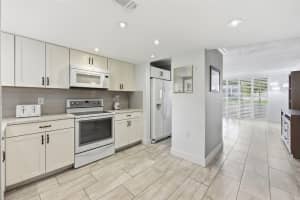 9460 Sunrise Lakes Boulevard, Sunrise, FL 33322 - MLS#F10542393