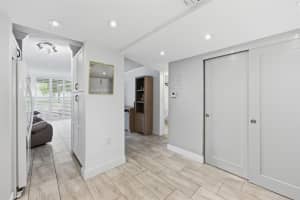 9460 Sunrise Lakes Boulevard, Sunrise, FL 33322 - MLS#F10542393