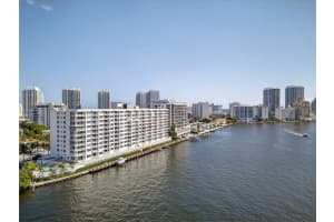 511 Bayshore Dr 804, Fort Lauderdale, FL 33304 - MLS#F10542432