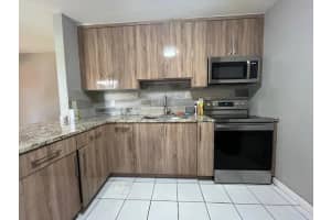 4040 Nw 31st Ter 5, Lauderdale Lakes