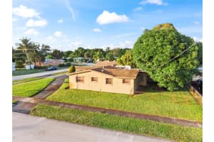 820 38th Avenue, Lauderhill, FL 33311 - MLS#F10542479