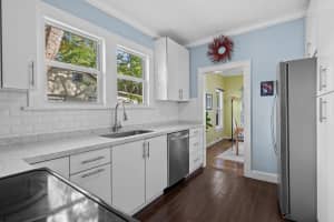 621 Sw 14th Ter Fort Lauderdale, FL 33312 - Off Market