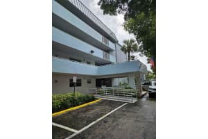 3600 NE 170th St 408, North Miami Beach, FL 33160 - MLS#F10542494