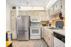 2851 Somerset Dr 205, Lauderdale Lakes, FL 33311 - MLS#F10542530