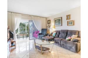 2951 NW 46th Ave 301, Lauderdale Lakes, FL 33313 - MLS#F10542535