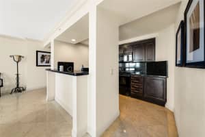 601 N Ft Lauderdale Bch Blvd 1008, Fort Lauderdale, FL 33304 - MLS#F10542582