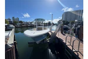 814 Ne 25 64 Hallandale Beach, FL 33009 - Off Market
