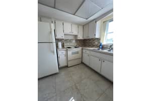 2868 Ashley Dr C, West Palm Beach, FL 33415 - MLS#F10542602