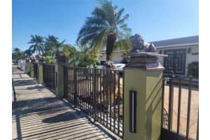 4470 NW 202nd St, Miami Gardens, FL 33055 - MLS#F10542627