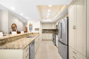 7722 Laurel Ln, Parkland, FL 33067 - MLS#F10542653