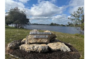 920 Wright Dr, Lake Worth Beach, FL 33461 - MLS#F10542667