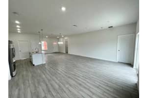 513 Mallard Kissimmee, FL 34759 - Off Market