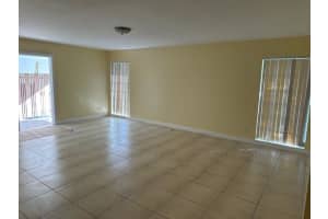 7013 NW 63rd Ct, Tamarac, FL 33321 - MLS#F10542696