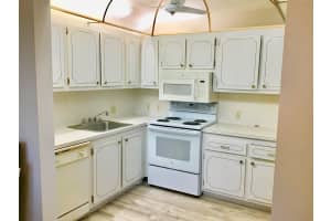 204 Preston E 204, Boca Raton, FL 33434 - MLS#F10542734