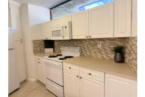 8183 Severn Drive, Boca Raton, FL 33433 - MLS#F10542744