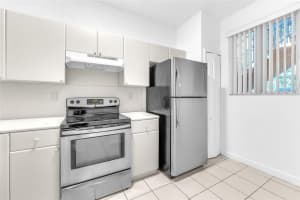 7200-108 177th Street, Hialeah, FL 33015 - MLS#F10542773