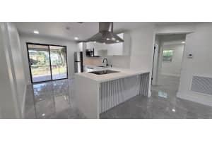 5727 Cody St, Hollywood, FL 33021 - MLS#F10542779