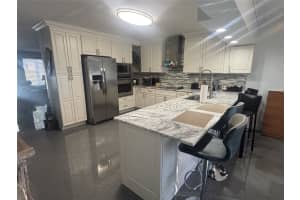 2820 49th Street, Fort Lauderdale, FL 33308 - MLS#F10542807