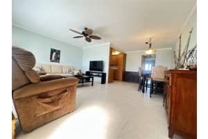 4032 Cambridge B 4032, Deerfield Beach, FL 33442, Deerfield Beach, FL 33442 - MLS#F10542829