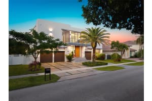 2631 Ne 48th Court, Lighthouse Point, Fl 33064, Pompano Beach