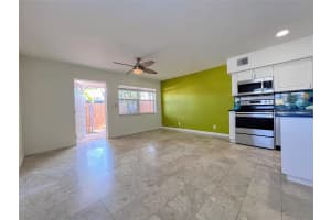 758 NE 13th Ct 1, Fort Lauderdale, FL 33304 - MLS#F10542859