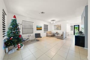 631 NE 191st Ter, Miami, FL 33179 - MLS#F10542861