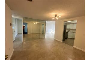 50 SW 3rd Ave 110, Boca Raton, FL 33432 - MLS#F10542890