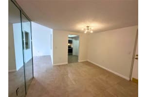 50 SW 3rd Ave 110, Boca Raton, FL 33432 - MLS#F10542890