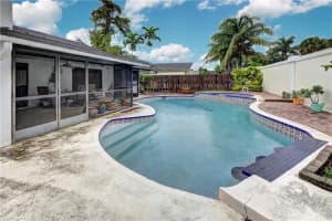 7145 NW 49th Ct, Lauderhill, FL 33319 - MLS#F10542916